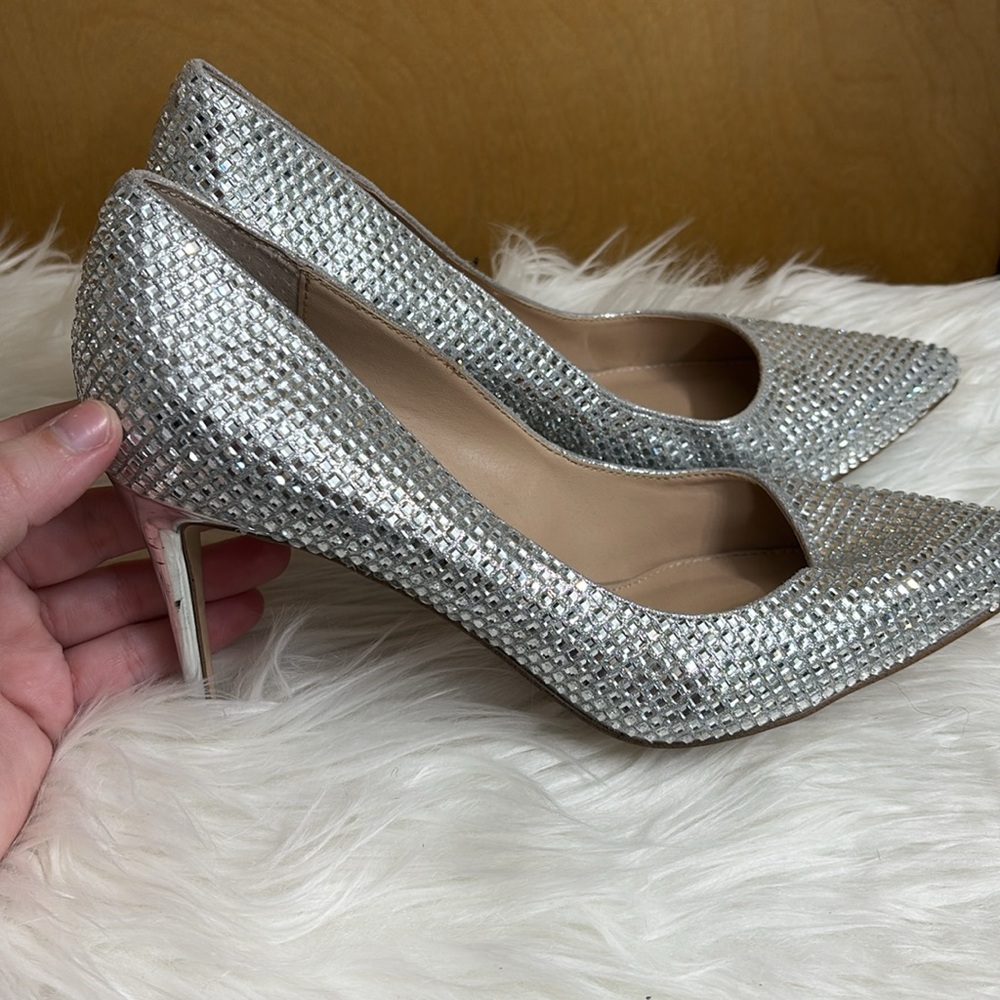 Steve Madden Silver Laveda Crystal Pump In Rhinestone Size 7.5 - Picture 5 of 17